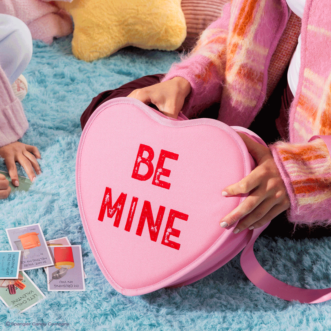 sweethearts-candies-be-mine-cooler-bag-d6 Sweethearts_NATIVE_PDP_Novelty-Tote_GIF.gif