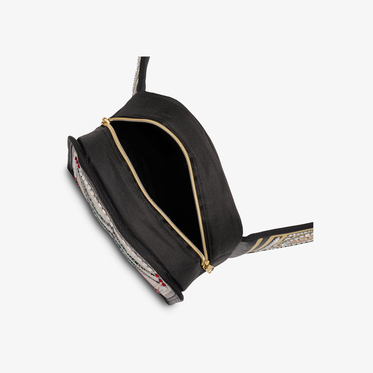 undisputed-wwe-championship-fanny-pack-n6 00027856-O.jpg
