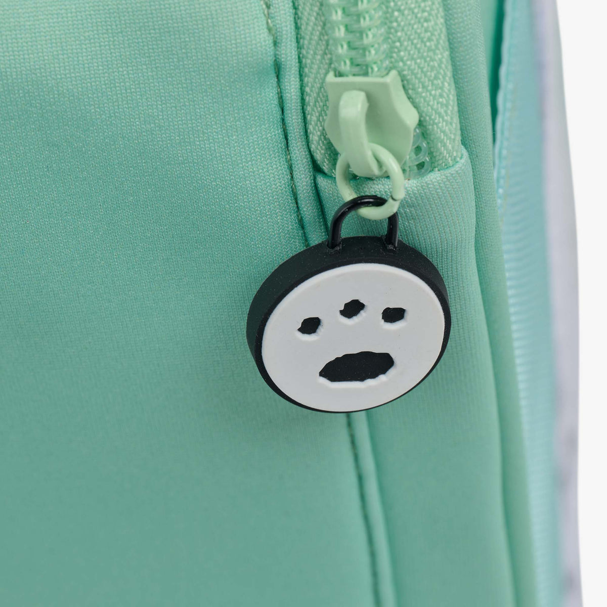 pochaccotm-slim-lunch-cooler-bag-j6 00028031-Z.jpg
