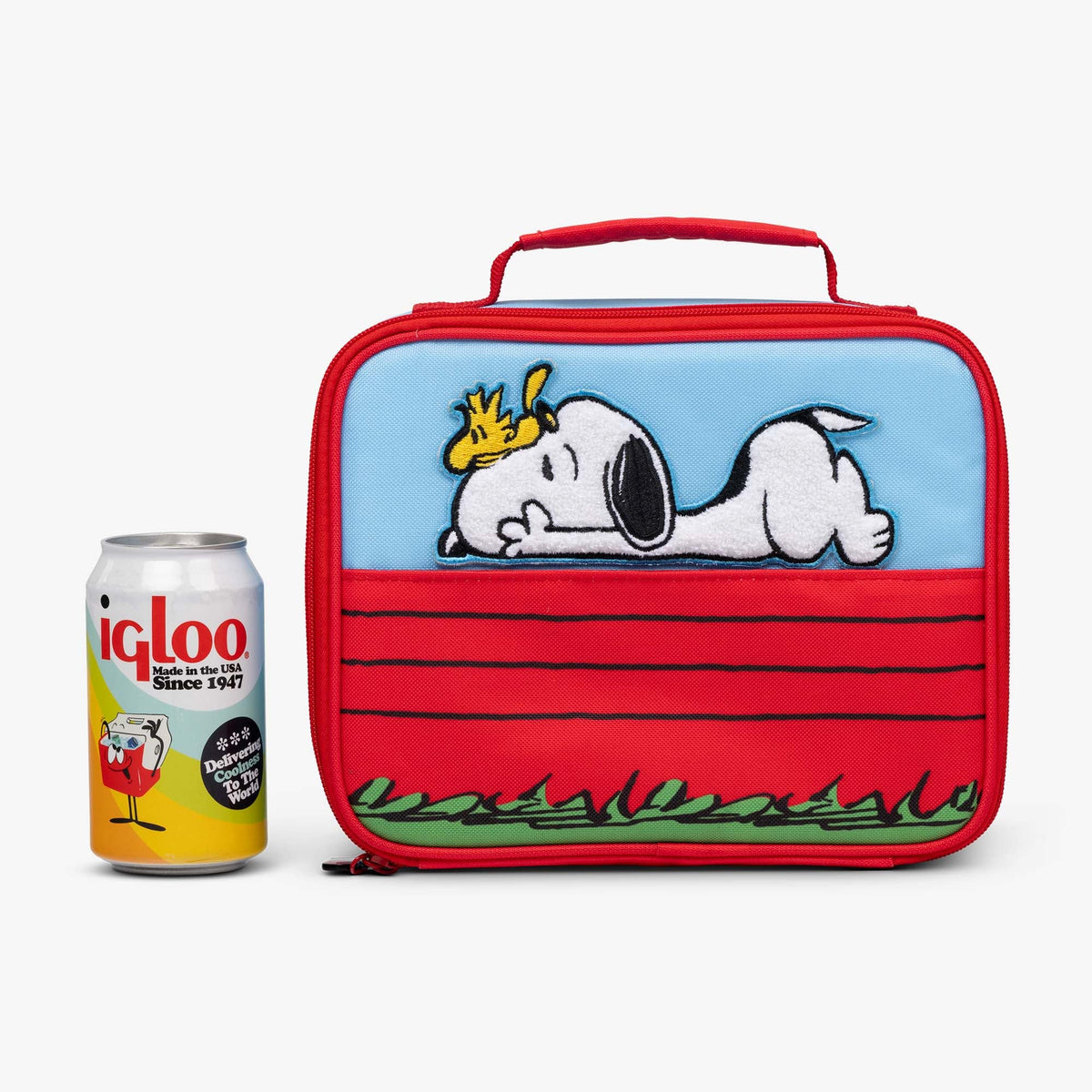 snoopy-s-doghouse-horizontal-lunch-cooler-bag-l3 00028034-P.jpg