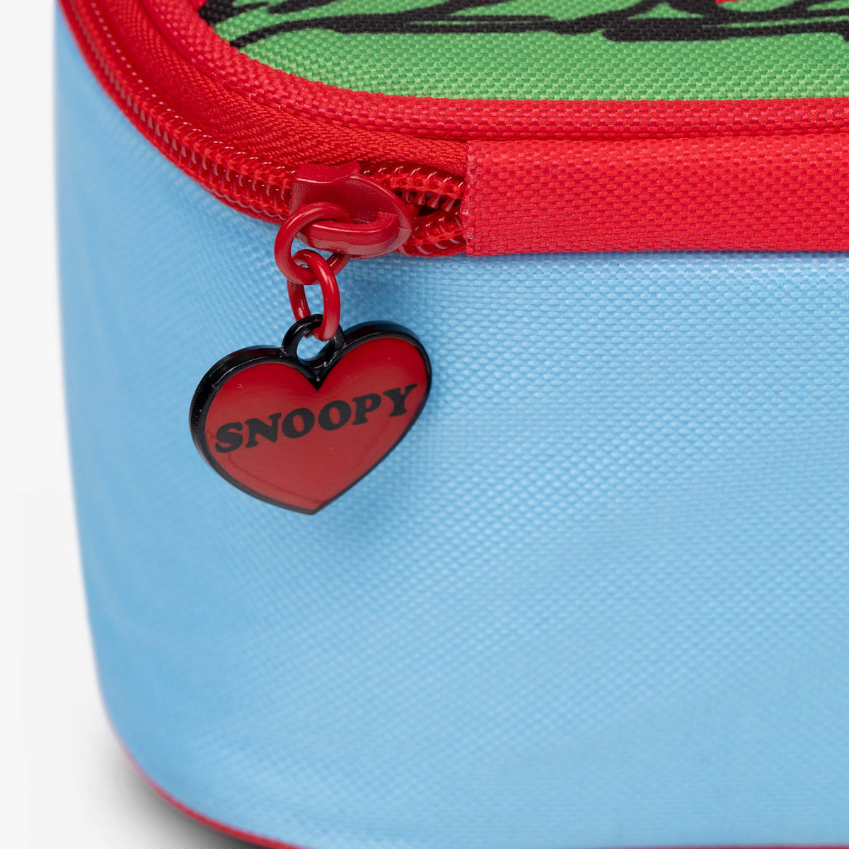 snoopy-s-doghouse-horizontal-lunch-cooler-bag-l3 00028034-Z.jpg