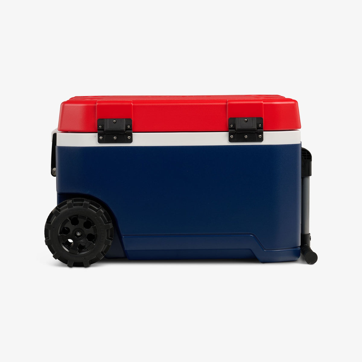 trailmate-75-qt-roller-cooler-z7 00035111-BK.jpg