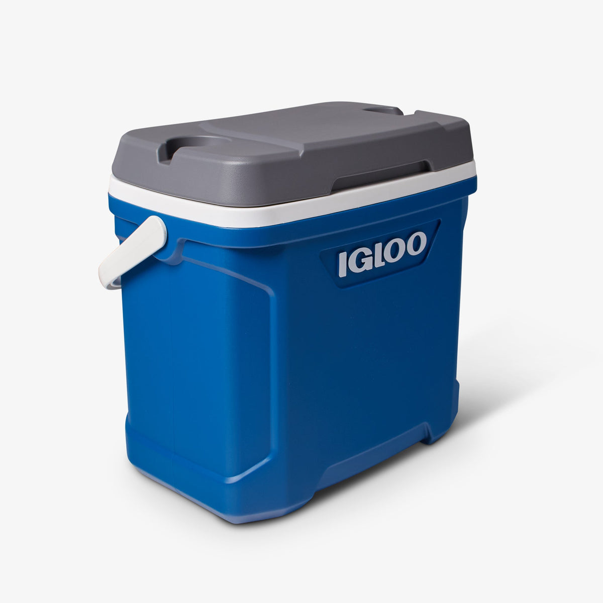 latitude-30-qt-cooler-m6 00050332-H.jpg