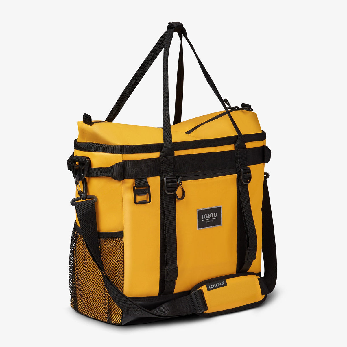 pursuit-30-can-tote-m6 00065993_4.jpg