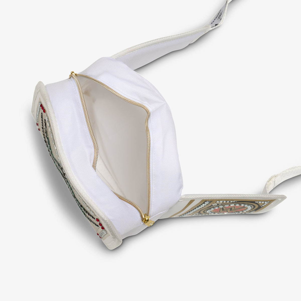 wwe-women-s-championship-fanny-pack-y8 00066640-O2.jpg